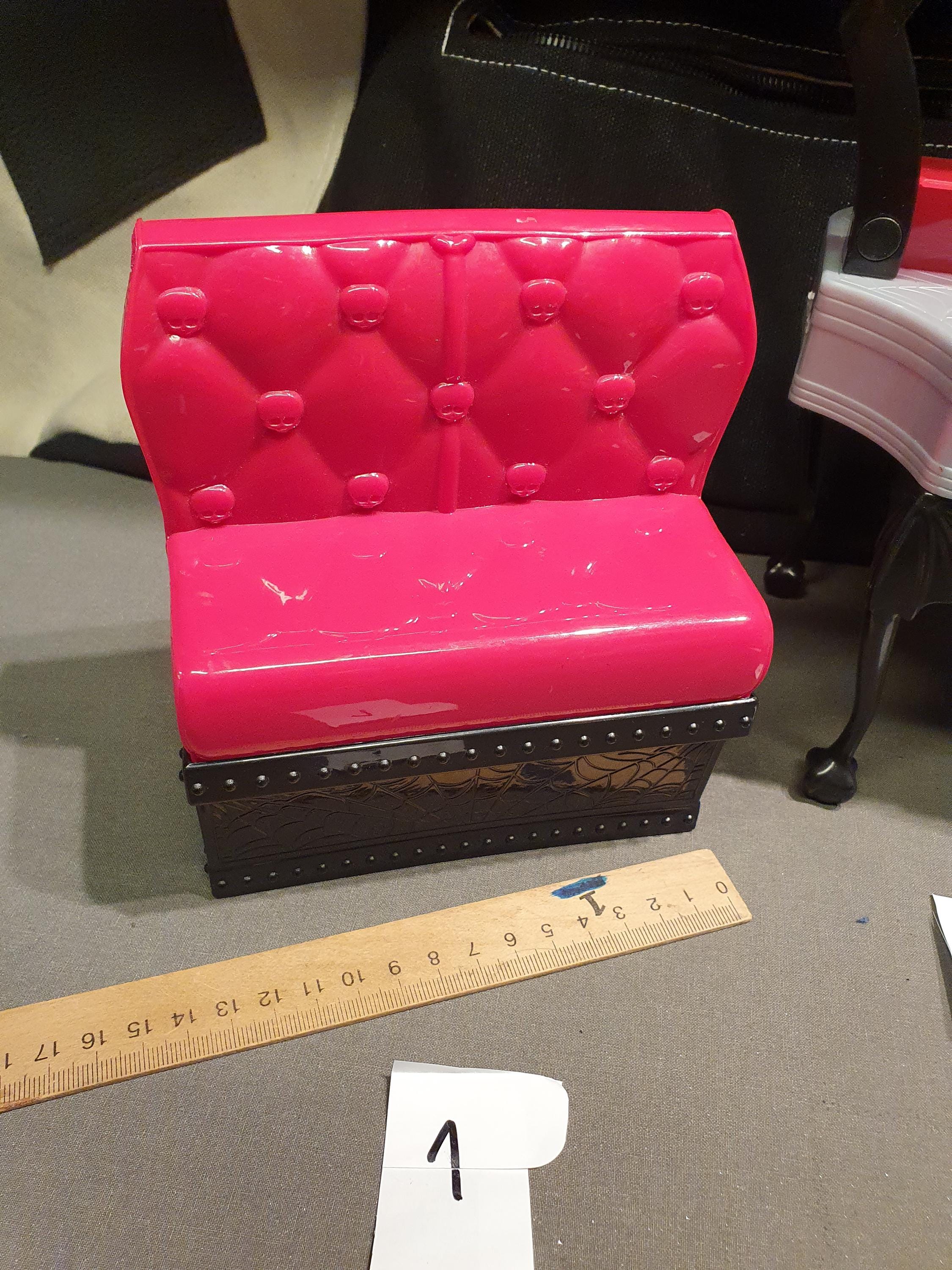 Vintage Monster High Draculaura Diener Dining Table Bench Chairs ...
