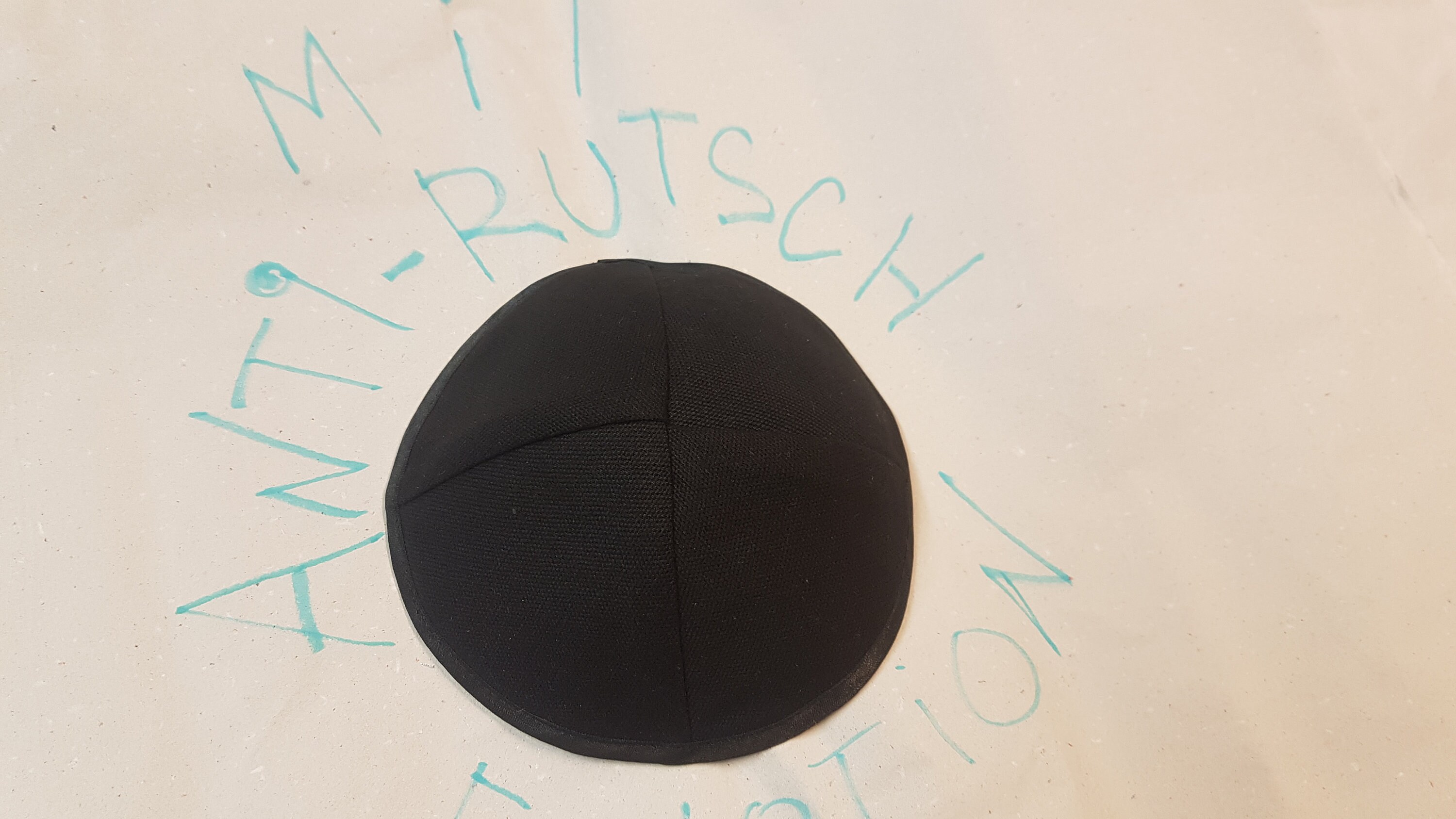 1x Kippah, Yarmulke, Kippah, Kipa Per Uomini Calvi, Funzione Antiscivolo!!!, Velluto Nero, Stella Di David 16-17 Cm - Italia - Foto 6