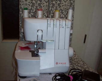 Singer Overlock sewing machine S14-78, 3/4 thread, differential