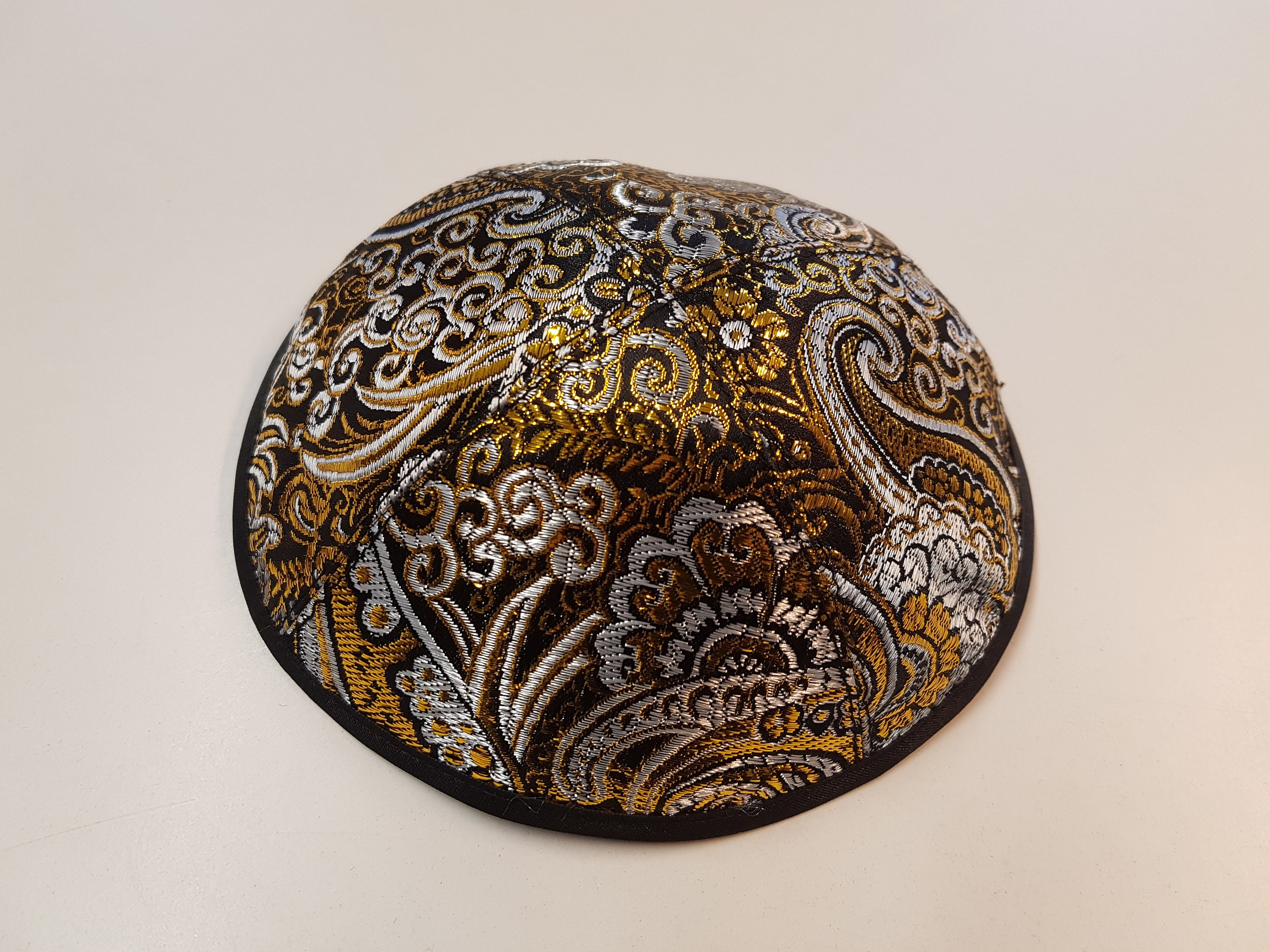 1x Kippah, Yarmulke, Kippah, Kipa Per Uomini Calvi, Funzione Antiscivolo!!!, Velluto Nero, Stella Di David 16-17 Cm - Italia - Foto 5