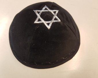Kippa, Jarmulke, Kippah, velvet black 16-17 cm