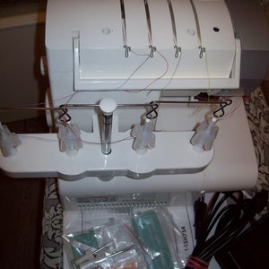Máquina de coser Overlock Singer 14SH754 2/3/4 hilos, diferencial imagen 8