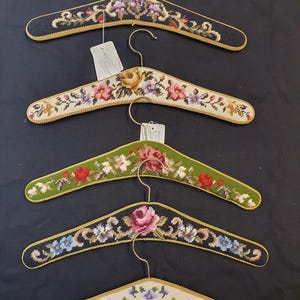 5x Vintage Clothes Hangers Embroidery Tapestry