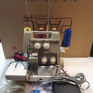 Brother 546 Overlock Nähmaschine, 3/4-Faden