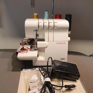 Overlock Singer 14SH654, 3/4 di filo, differenziale