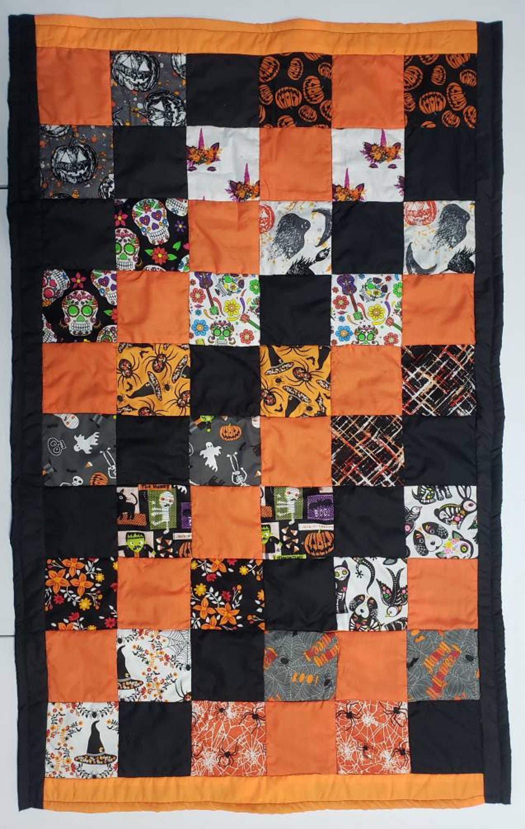 Spooky Comfort Halloween Quilt - Etsy