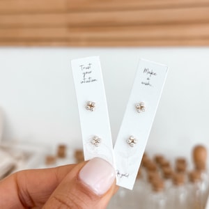 Gold Mini Klee Ohrring-10K Gold Schraube zurück Bolzenohrring-Gold Geometrische Lünette Set Ohrringe-Gold Minimalist Studs-Tiny Dainty Lünette Ohrringe