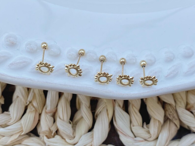 10k Gold Sun Stud Earringstiny Dainty Yellow Gold Etsy