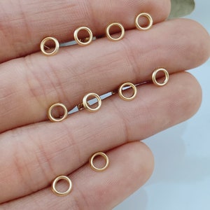 10K Gold Open Circle Stud Earrings – Minimalist Geometric Gold Earrings – Hypoallergenic & Waterproof – Screw Back Piercing Studs