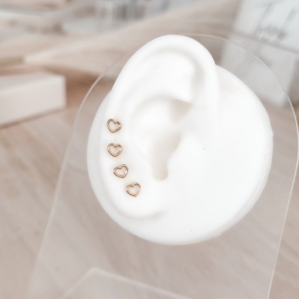 Gold Heart Earrings-10K Gold Heart Stud Earring-Heart Silhouette Earrings-Valentine Earrings-Minimalistic Earrings-Solid Gold Earrings-Heart