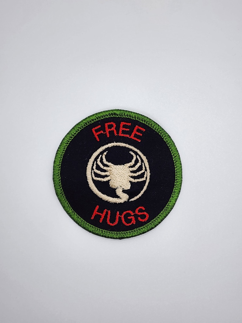 Free Hugs patch image 2