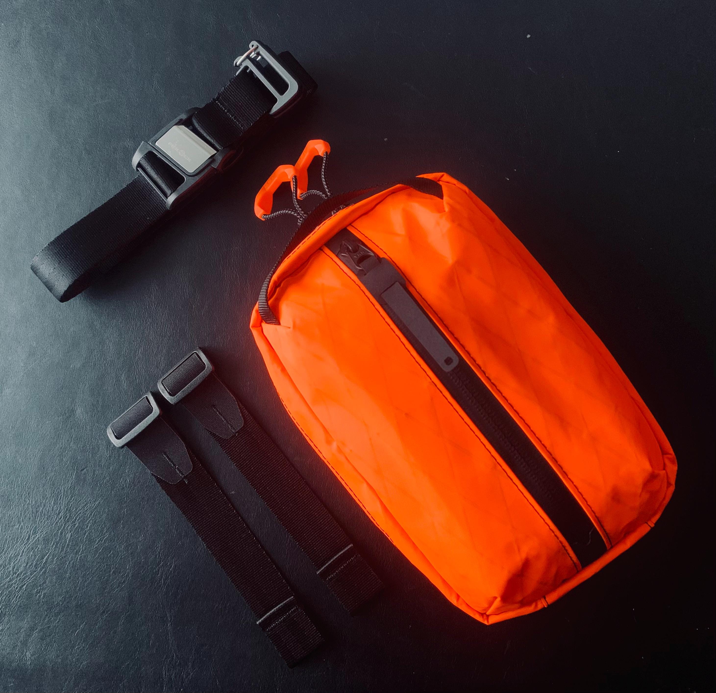 ま*さ様  HUNT GEARオレンジ モールシステム ポーチセット Orange molle pouch - Etsy 日本