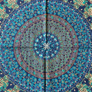 Tuch aus Baumwolle, Wandtuch, Wandbehang, Wandteppich, Überwurf, Strandtuch, Parkdecke, Dekoration, Mandala, Yoga, Goa, Elefant, Blumen, Pfau, Indisch, Blau, Party, Festival, Wall-Art , Raumdekoration