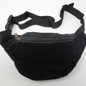 Gürteltasche aus Samt mit 3 Reißverschluss-Fächern, Hüfttasche, Schultertasche, Bauchtasche, Umhängetasche, Partytasche, Reisetasche,Hip Bag