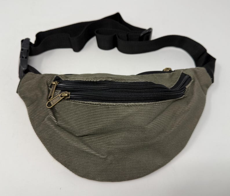 Pochete de veludo cotelê com três compartimentos com zíper. Bolsa de cintura, bolsa de ombro, pochete, bolsa transversal, bolsa de peito, pochete, pochete imagem 4