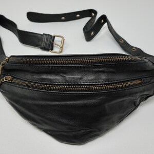 Leather belt bag with 3 zipped compartments. Hip bag, fanny pack, shoulder bag, shoulder bag, evening bag, travel bag