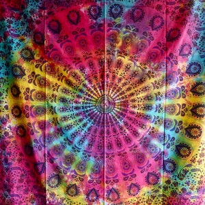 Cotton cloth, wall cloth, wall hanging, tapestry, mandala, beach towel, parking blanket, tablecloth, bed sheet, throw, decoration, Indian
