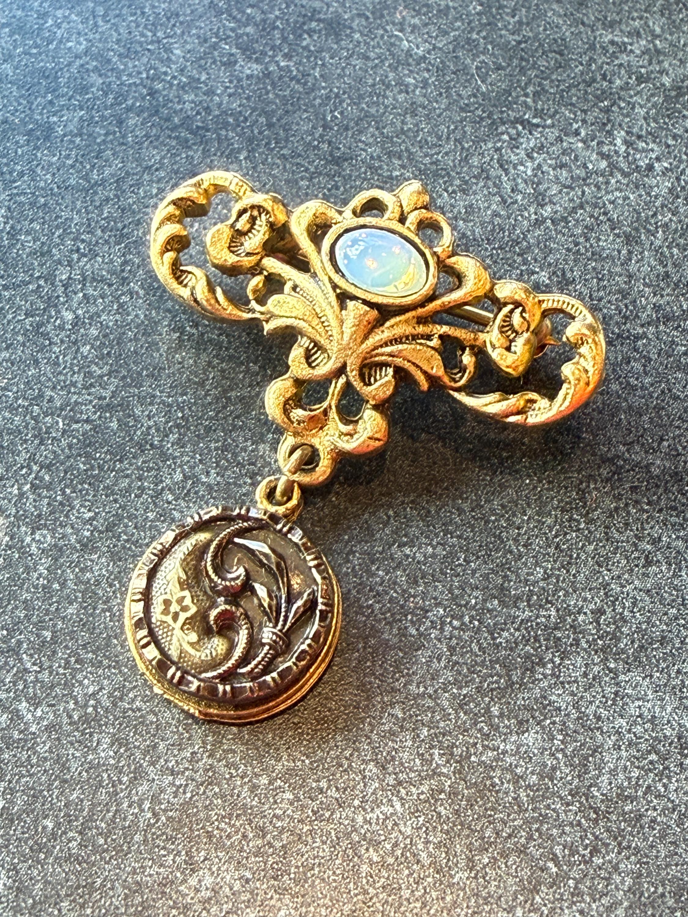 Brooch Pin VTG Openwork Filigree Victorian Styling Gold Tone Metal With ...