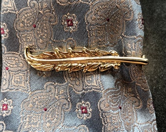 Tie Clip Novelty Feather Gleaming Gold-Tone Vintage Men's Jewelry