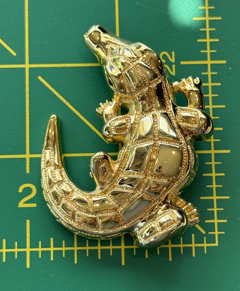 Vintage St. John Gold Tone Alligator Brooch Pin - Etsy