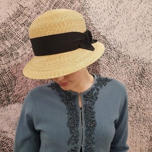 1920&#39;s Style Clochė Hat Natural Fine Straw with Black Petersham trim and tie handmade by me