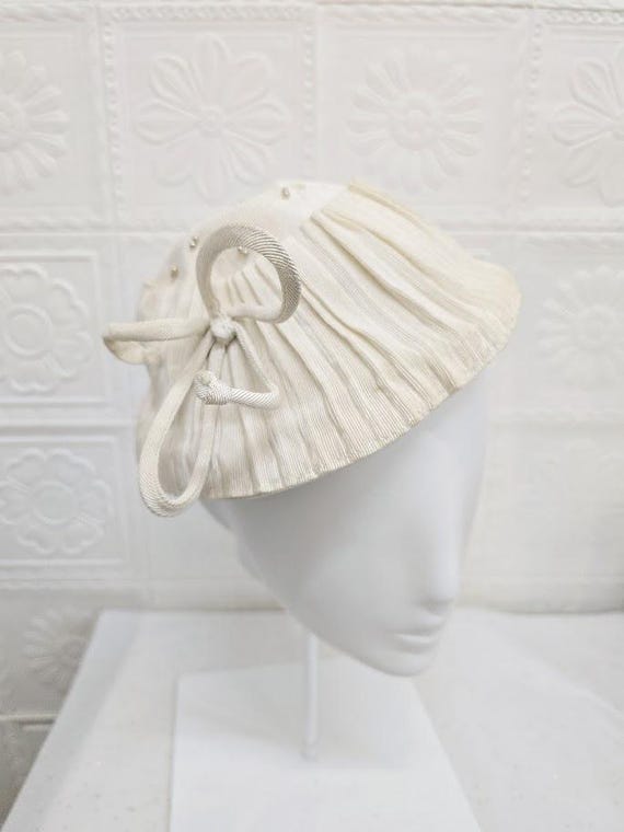 Vintage Hat Ivory White Hat 1950s Faille Town Cocktail Hat 