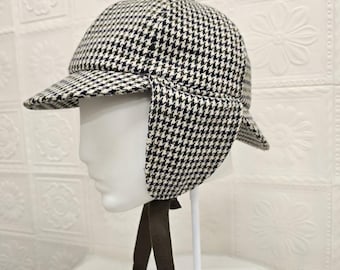Genuine Lock & Co Hatters Tweed Deerstalker Hat in Lovely