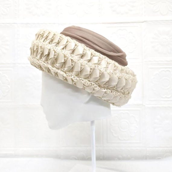 Vintage Swiss Straw Breton Hat, Cream & Taupe, 1950s-60s - Etsy display picture 2
