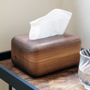 Walnuss-Gesichtstücherbox, Taschentuchbox aus Holz, Taschentuchbox aus Holz, nicht gespleißte Holz-Tücherbox, Taschentuchbox mit Magnetverschluss, Walnuss-Gesichtstücherbox