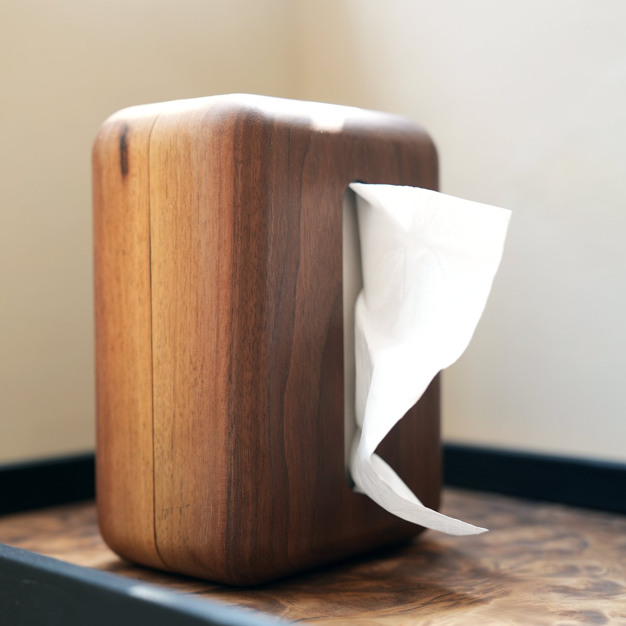 Handmade Walnut Tissue Box: Magnetic Closure, Non-spliced Wood - Etsy