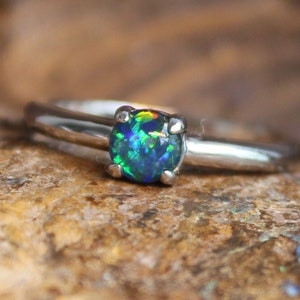 Natural Opal Triplet Solitaire Ring - Sterling Silver & Gold - Perfect Women&#39;s Gift - Dainty Opal Jewelry