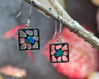 Pendientes colgantes de plata de ley con ópalo natural - Joyería artesanal con incrustaciones