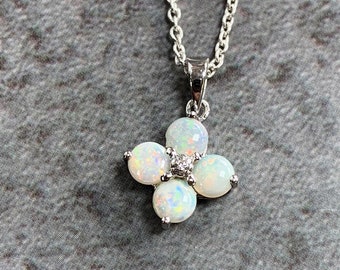 Collar de plata de ley con colgante de flor / Colgante de ópalo australiano natural