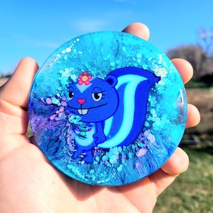 Disc Golf Mini Marker Placement Holder (Happy Tree Friends) By Gripleys Gifts and Disc Golf Accessories