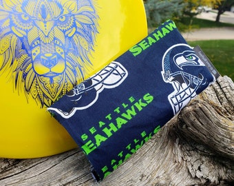 Worek na magnezję do Disc Golf/Ultimate Frisbee dla lepszego chwytu (Seahawks) - firmy Gripley's