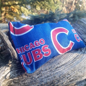 Disc Golf/ Ultimate Frisbee Chalk Bag for Improved Grip (Cubs) - By Gripley&#39;s