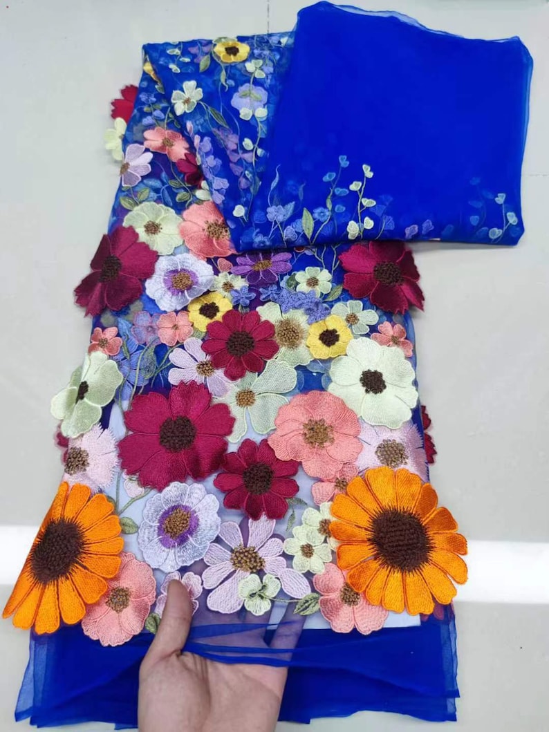 Tissu 3D en tulle brodé de fleurs denses multicolores colorés pour robe de mariée Tissu voile de mariée en dentelle 51 de large #4 royal blue tulle