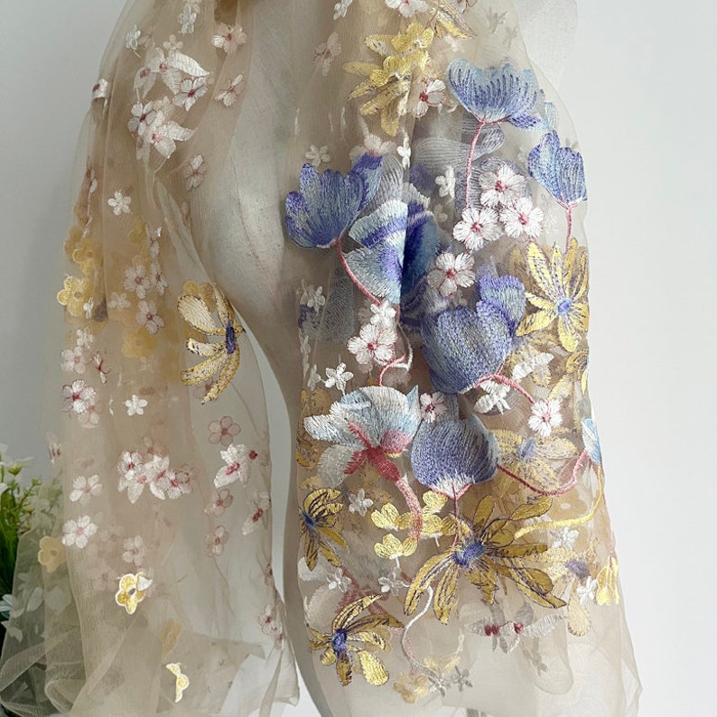 Tissu en dentelle 3 couleurs fleur de lotus bleu broderie exquise tulle doux dentelle de mariage robe de mariée en dentelle tissu 51 largeur par mètre Apricot tulle+yellow