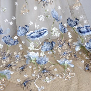 Tissu en dentelle 3 couleurs fleur de lotus bleu broderie exquise tulle doux dentelle de mariage robe de mariée en dentelle tissu 51 largeur par mètre image 6