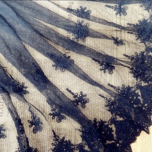 1 yards Lace trim exquisite ivory black tulle retro floral embroidery wedding lace bridal lace dress fabric 17.7&quot; width high quality