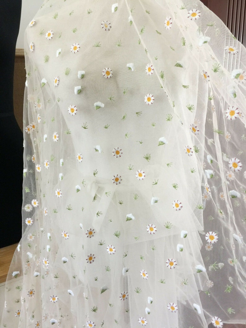tulle daisy