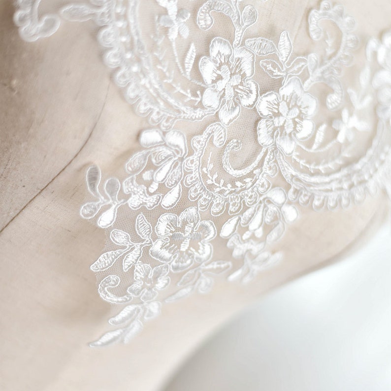 1pc Lace Applique ivory V shaped embroidery bodice lace applique bodice for bridal dress altering Super Luxury Bridal wedding applique image 2