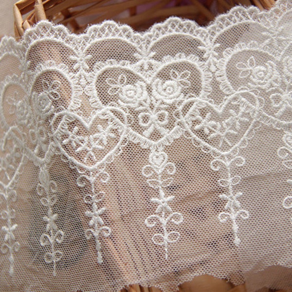 2 yards Lace trim exquisite ivory black heart rose flower tulle embroidery wedding lace bridal lace dress fabric 3.93" width