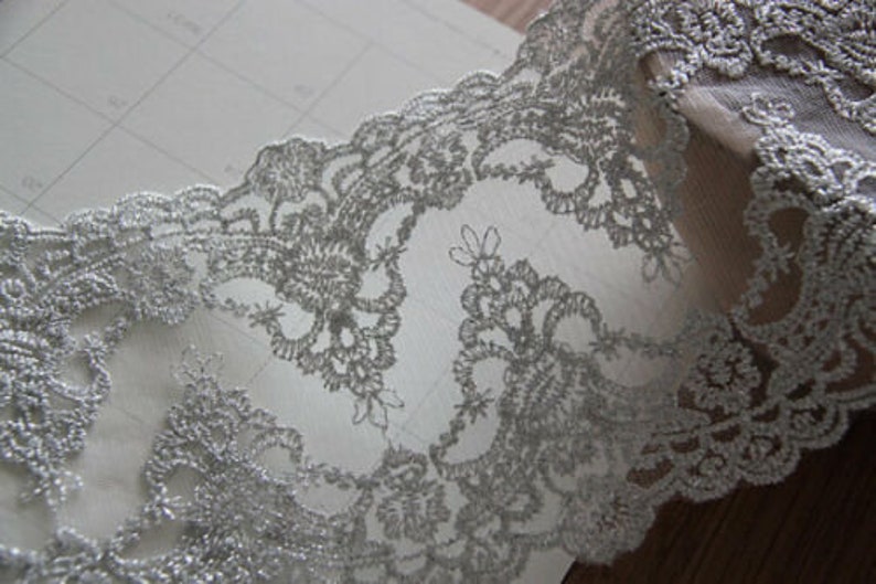 1 Yards Lace Trim Silver Flowers Embroidered Alice Venise Exquisite Lace Trim Floral Embroidery Wedding Lace 5.51 width