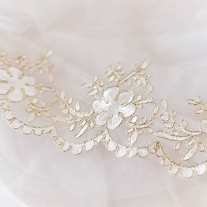 2 Yards Lace Trim Ivory Tulle Pink Heart Exquisite Embroidery Floral Wedding Bridal Veil Lace 6.69 width High Quality