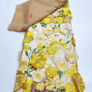 Tissu 3D en tulle brodé de fleurs denses multicolores colorés pour robe de mariée Tissu voile de mariée en dentelle 51 de large #14 yellow flower