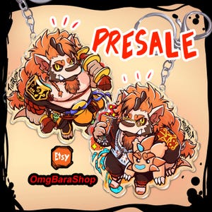 Puede incluir: Dos llaveros de acrílico transparente con un personaje de dibujos animados con pelaje naranja, cuernos y barba. Un llavero muestra al personaje sosteniendo un arma, el otro un teléfono. La palabra "PRESALE" está en rojo. Los logotipos de Etsy y de la tienda son visibles.