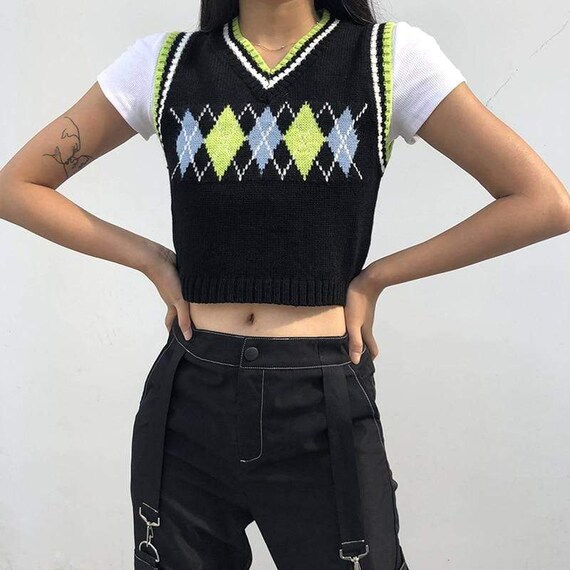 knit vest crop