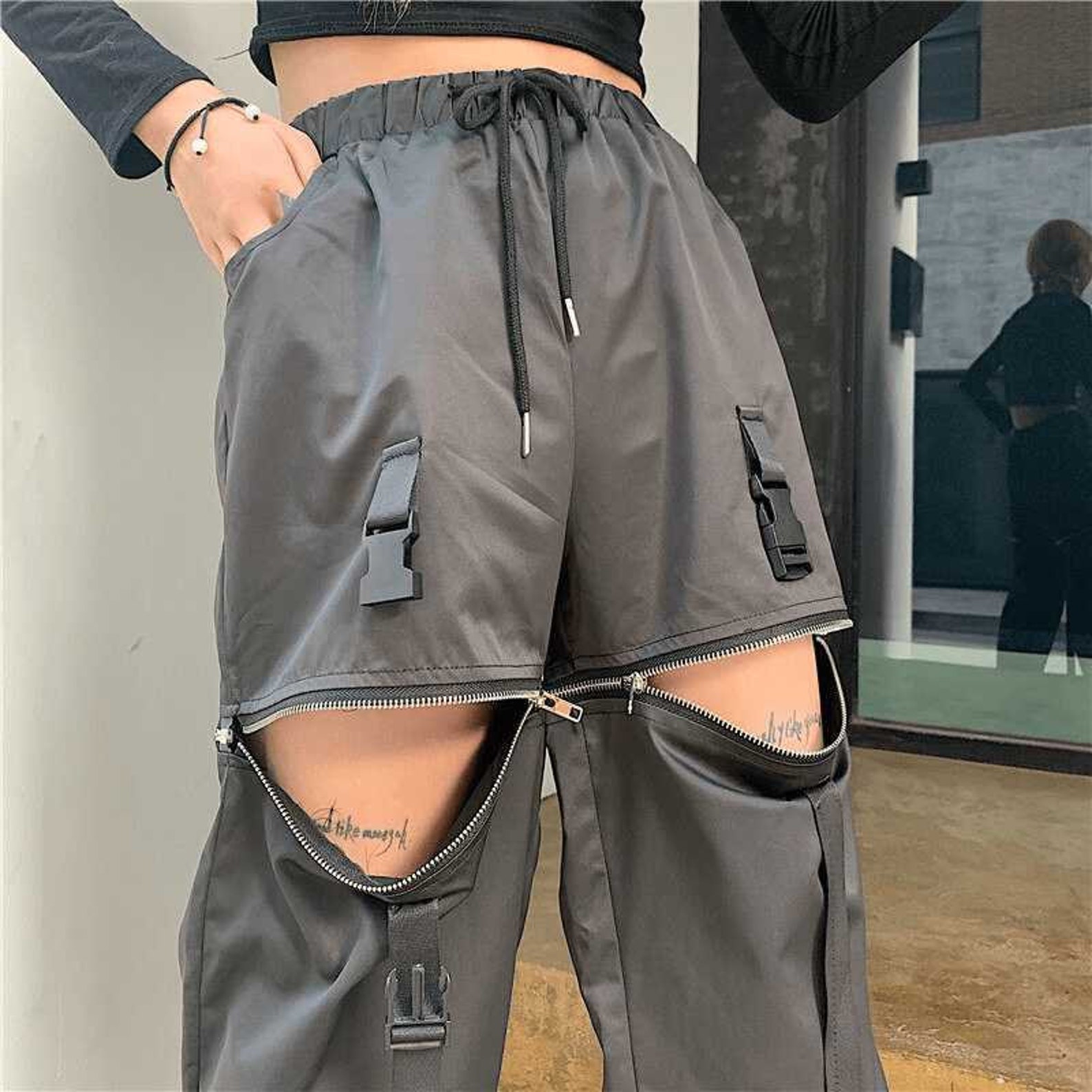 alt cargo pants