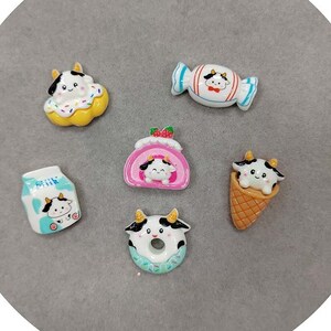 Süße Kühe Flatback Harz Cabochon Cartoon Charaktere Haarschleife Mitten DIY Scrapbooking Dekor Zubehör